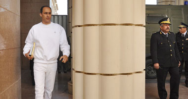 النيابة تنهى إجراءات إخلاء سبيل جمال وعلاء مبارك وترسلها لـ"السجون"
