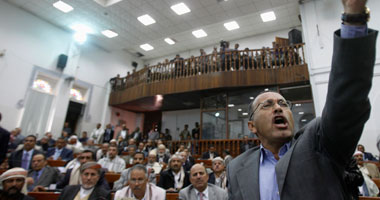 البرلمان اليمنى يوجه بقطع العلاقات مع الدول الداعمة لميليشيات الحوثى