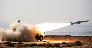 إيران تعلن نجاحها فى إطلاق صاروخ من غواصة خلال مناورات بالخليج