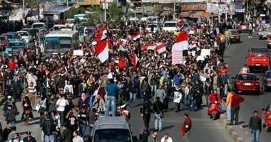 شباب الإخوان يؤمنون "التحرير" بلجان شعبية بمداخل الميدان