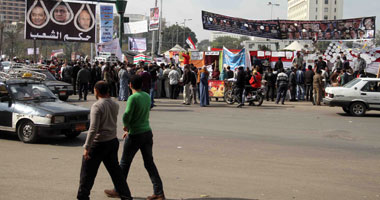 الباعة الجائلين:  لسنا المسئولين عن أعمال العنف فى التحرير