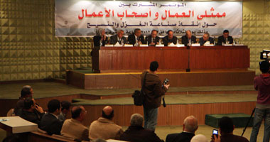 رئيس شعبة الصناعات النسيجية: بعض الملابس المستوردة مصبوغة بمواد مسرطنة