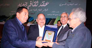 بالصور.. افتتاح الدورة الـ27 لمؤتمر أدباء مصر