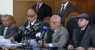 الإدارية العليا تصدر حكمًا نهائيا بإعادة "غزل شبين" للدولة.. مئات العمال يحتفلون ويهتفون "خصخصوها خصخصوها والعمال رجعوها".. والمحكمة تؤكد: عملية الخصخصة شابها أوجه فساد والإجراءات استباحت مال الشعب