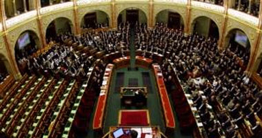 البرلمان المجرى يقر قانونا ينظم عمل المنظمات غير الحكومية الممولة من الخارج