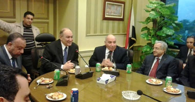بالصور.. تفاصيل أول اجتماع لوائل المعداوى بقيادات وزارة الطيران