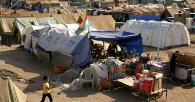 وزيرة إماراتية تفتتح عيادة طبية بمخيم الزعترى الأردني