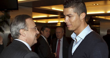 رونالدو يحرض رئيس ريال مدريد لإقالة بينيتيز