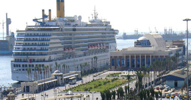 ميناء الإسكندرية يفتح بوابات إضافية منعا للزحام تيسيرا على المصدرين
