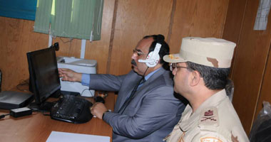 الببلاوى يتصل بمحافظ القليوبية عبر "فيديو كونفرانس" لمتابعة الاستفتاء