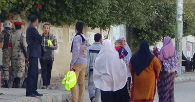 بالصور.. بدء فتح لجان الوادى الجديد فى اليوم الثانى من الاستفتاء 