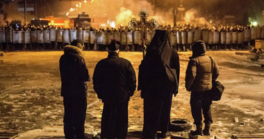 الحلف الأطلسى يشيد بقرار الجيش الأوكرانى البقاء على الحياد