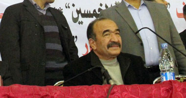 وزير القوى العاملة يصل فيلا خالد يوسف لحضور مؤتمر عن الدستور 