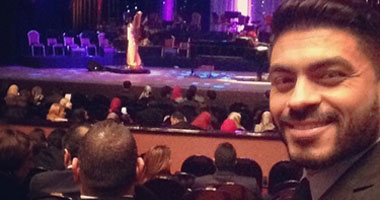 خالد سليم ينشر صورته فى حفل عمر خيرت بدار الأوبرا 