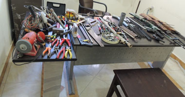القبض على عامل حول منزله ورشة لتصنيع الأسلحة النارية فى بنى سويف