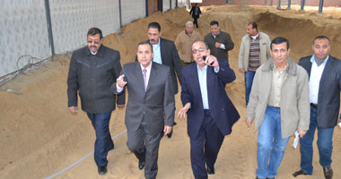  بالصور.. نشاط متواصل للمحافظين: إحالة مدرس للنيابة بالأقصر لاعتدائه جنسيًا على تلميذ.. محافظ الوادى الجديد: رفض الدستور يعيدنا إلى الوراء.. ومحمود عتيق يتابع سير الامتحانات بعدد من المدارس