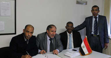 مصريون بهولندا يتقدمون بشكوى للجنة العليا للانتخابات حول الاستفتاء