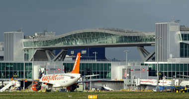 هيئة الإذاعة البريطانية: إخلاء مطار جون لينون فى ليفربول