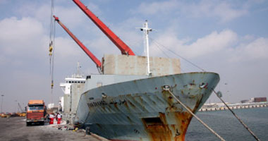 العربية: تعرض سفينة شحن إيرانية لهجوم قبالة سواحل إريتريا