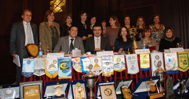 تكريم الإعلامى عمرو الليثى بنادى روتارى