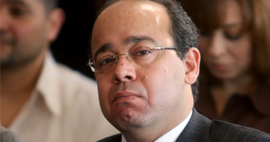 لجنة التحقيق بنقابة الصحفيين تحيل عبد اللطيف المناوى للتأديب بسبب "نيوتن"