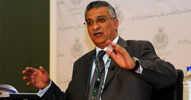 وزير التنمية المحلية: محافظ للإسكندرية خلال أيام.. وحركة المحافظين قريبا
