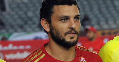 حسام غالى يطلب الرحيل ويؤكد لـ"عبد الصادق": "ده أخر موسم لى مع الأهلى"