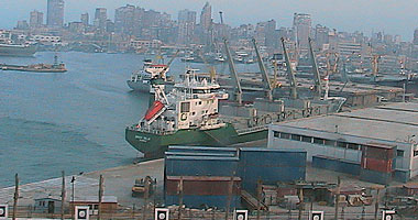 استمرار غلق بوغاز ميناء الإسكندرية والدخيلة لسوء الأحوال الجوية 