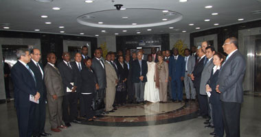 33 سفيراً أفريقيا يتفقدون منشآت وزارة الطيران المدنى