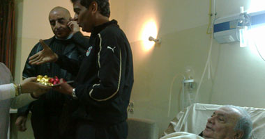 سمير زاهر يتعرض لأزمة صحية ويدخل مستشفى الرواد