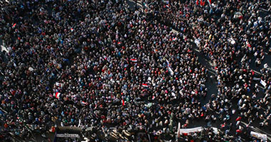 مسيرة تضم المئات تصل "التحرير" قادمة من ميدان لبنان
