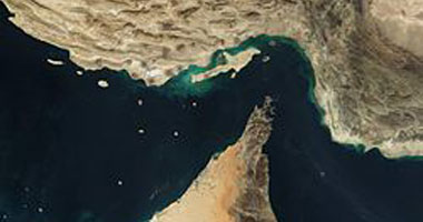 إيران والإمارات تجريان محادثات حول الأمن البحرى
