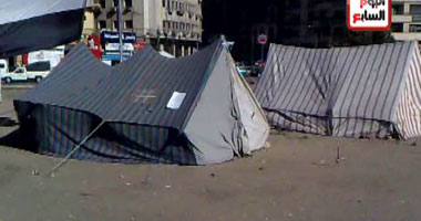 الخيام تتصدر المشهد بميدان التحرير
