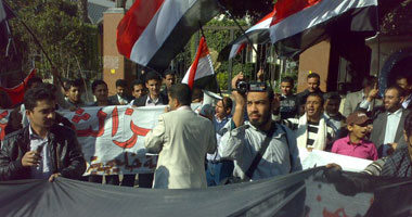 مليشيا الحوثى تقمع تظاهرة سلمية احتجاجا على عدم توافر الغاز المنزلى فى صنعاء