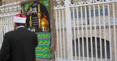 إيران تتشح بالسواد للاحتفال بعاشوراء ذكرى استشهاد الحسين