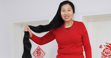 2.35 متر طول شعر سيدة صينية