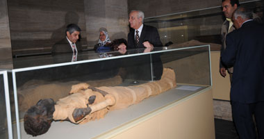 متحف ميلانو يعرض آثارا مصرية تعود لعصر الملك أمنحتب الثانى الشهر المقبل