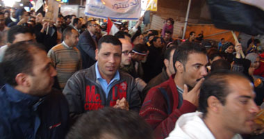 مسيرات حاشدة بالغردقة لرفض الإعلان الدستورى والاستفتاء 