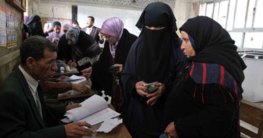 رئيس لجنة بعين شمس: 400 مواطن أدلوا بأصواتهم حتى الآن