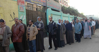 مقر الحرية والعدالة بالوراق يوجه الناخبين بالتصويت بنعم