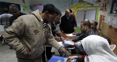 فى التقرير الثانى لـ"التحالف المصرى لمراقبة الاستفتاء":التصويت بـ"نعم" لنصرة الشريعة أحدث شعارات توجيه الناخبين بالمرحلة الثانية..وعمليات حشد ونقل جماعى من التيار الإسلامى لترجيح كفة المؤيدين للدستور