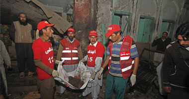 رئيس الأركان الباكستانى يوقع أوامر إعدام 4 متهمين فى هجوم مدرسة"بيشاور"