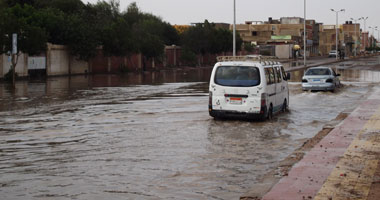 سقوط أمطار غزيرة على برج العرب غرب الإسكندرية