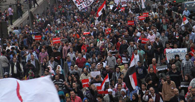 مسيرتا دوران شبرا والتحرير تندمجان وتتجهان لـ"الاتحادية" 