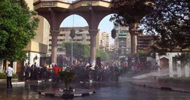 الأمن يقتحم المدينة الجامعية للأزهر للقبض على طلاب الإخوان