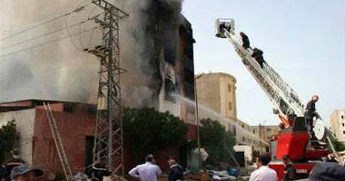 "الحماية المدنية" تسيطر على حريق بمخزن تابع لحى الوراق