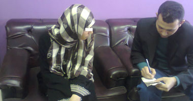 متهمة بالقتل: عشيقى استغل فقرى وهددنى بإيصالات أمانة فذبحته 