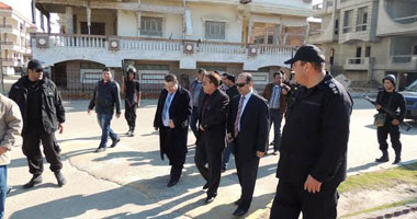ضبط 10هاربين من تنفيذ 31 حكما بالسجن و5 قضايا آداب عامة فى دمياط 