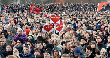 240 ألف متظاهر ضد الحكومة فى شوارع العاصمة البولندية وارسو