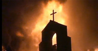 السيطرة على حريق نشب فى مخلفات بجوار كنيسة العذراء بالوراق